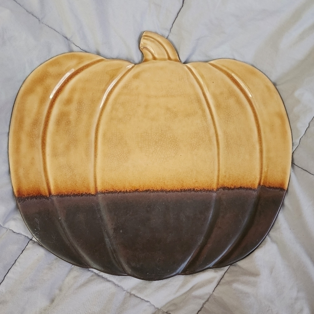 SE Ceramics Pumpkin Serving Platter Halloween Fall Autumn Decor Colorblock EUC